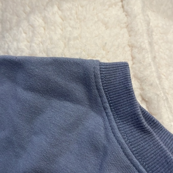 MAGENTA SEOUL Powder Blue Dog T-shirt - Picture 4 of 4